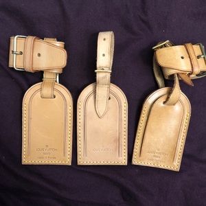 Pre-loved LV Luggage Tags & Poignet Set
